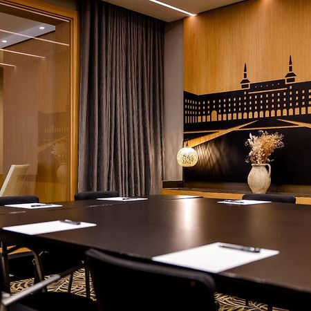 Motel One Madrid-Plaza De Espana Bagian luar foto