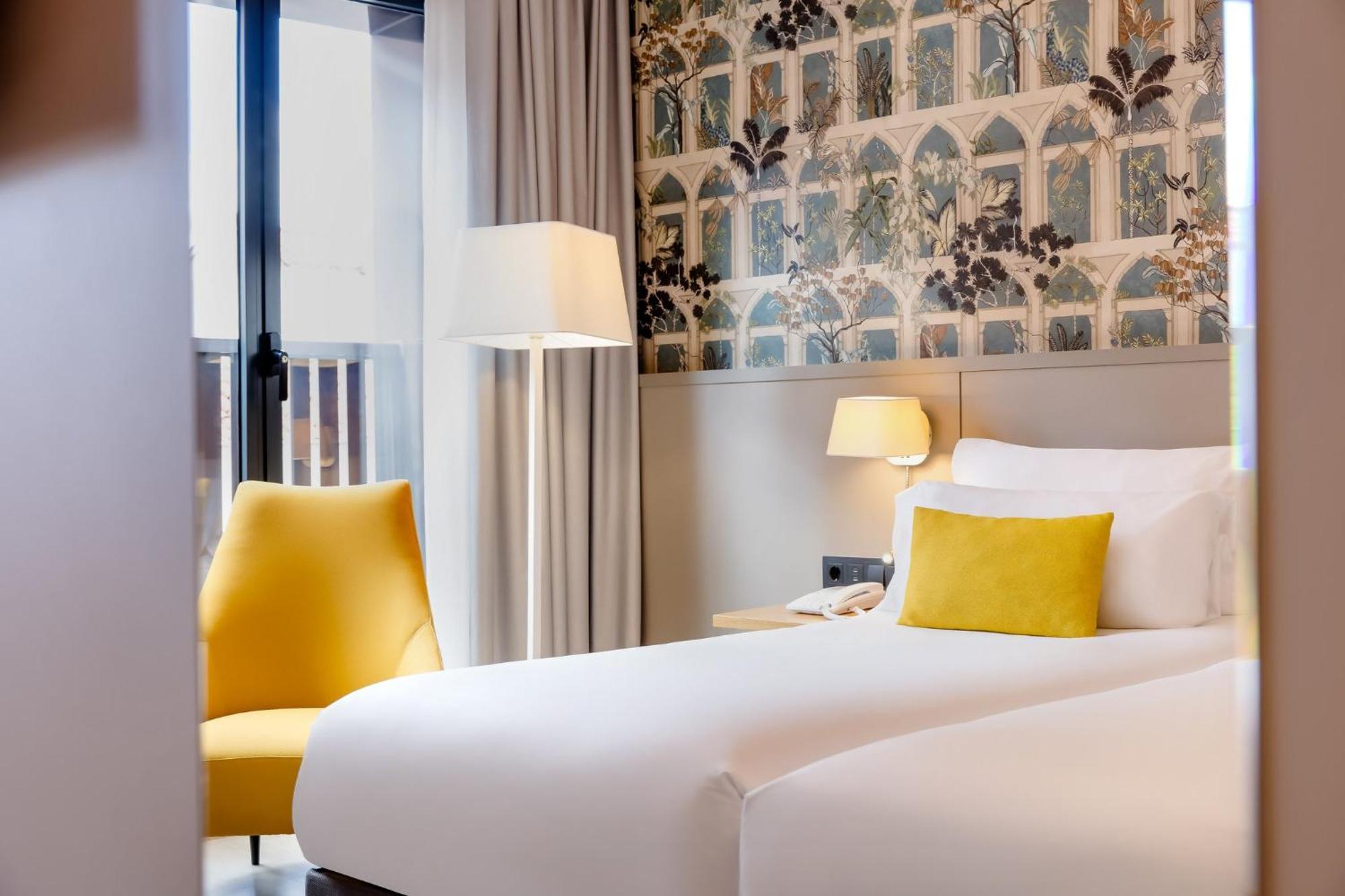 Motel One Madrid-Plaza De Espana Bagian luar foto